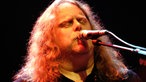 Nahaufnahme von Warren Haynes von Gov't Mule am Mikrofon bei der Classic Rocknacht 2007