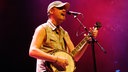 Reverend DonWayne Reno von Hayseed Dixie am Banjo bei der Classic Rocknacht 2007