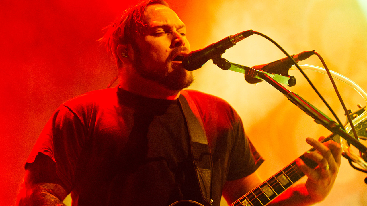 Coheed And Cambria spielen auf der Bühne