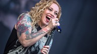 Anneke van Giersbergen singt für das Devin Townsend Project beim Summer Breeze 2017
