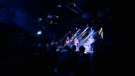 Izzy And The Black Trees