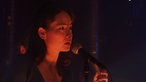 Ann-Yi Eötvös von Hoelderlin singt beim KrautRockpalast 2005