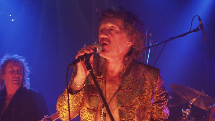 Sänger Geff Harrisson von Kin Ping Meh beim KrautRockpalast 2005