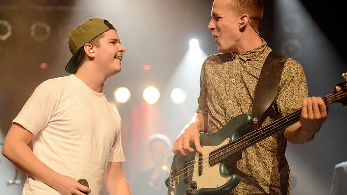 Aufnahme von Lukas Graham auf der Bühne