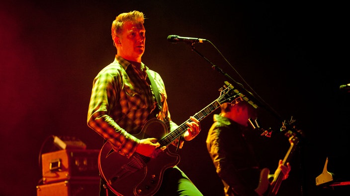 Queens of the Stoneage / Band of Skulls