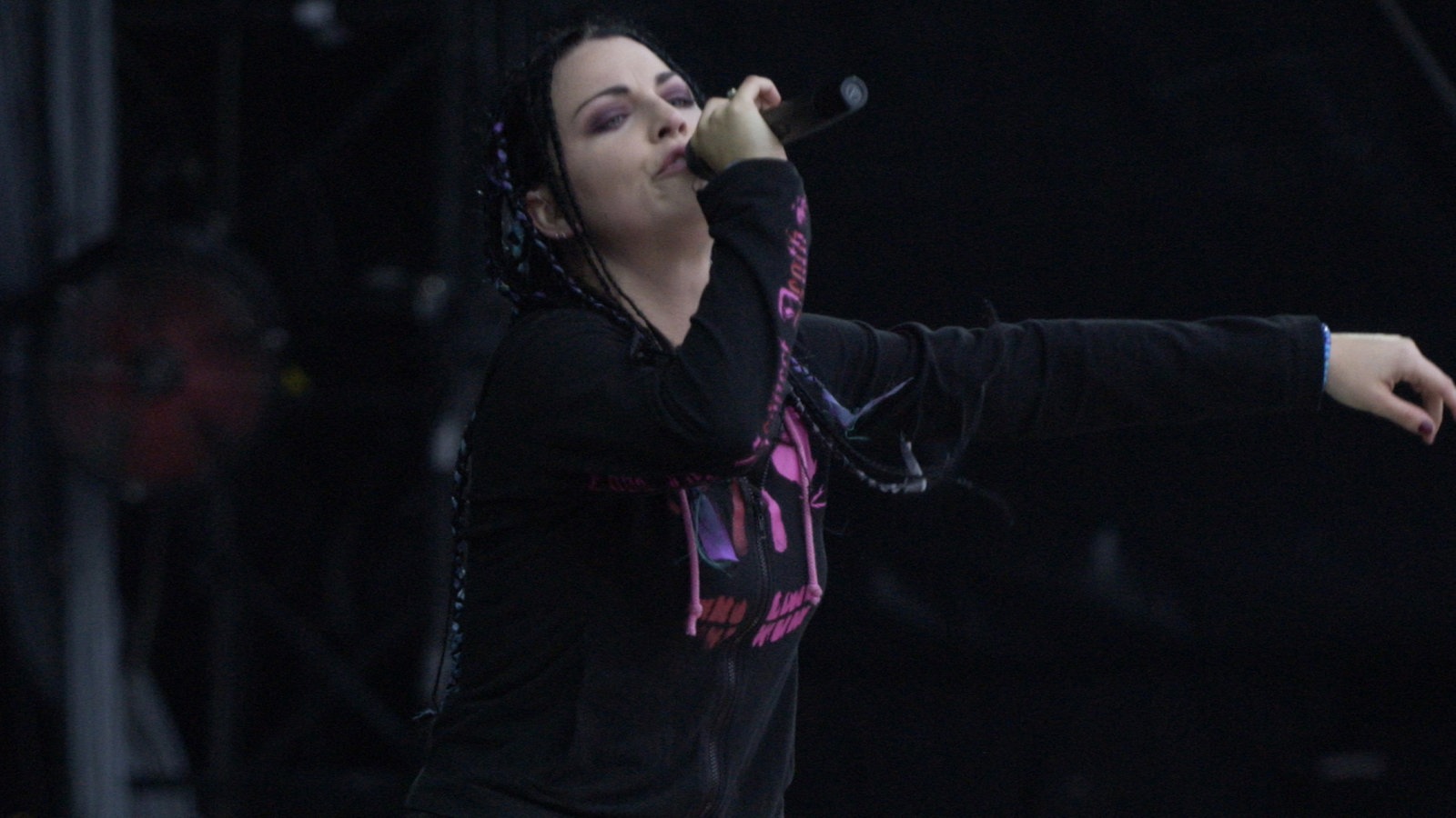 Evanescence bei Rock am Ring 2004