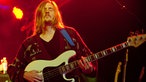 Gitarrist der Band "The Temper Trap"