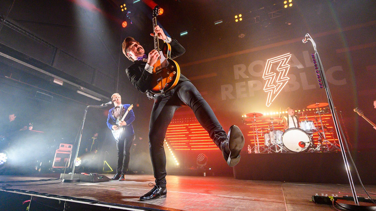  Royal Republic