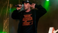 Silence singt