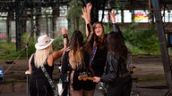 Thundermother: Rockpalast OFFSTAGE im Ausbesserungswerk Wedau Nord