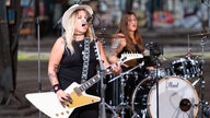 Thundermother: Rockpalast OFFSTAGE im Ausbesserungswerk Wedau Nord