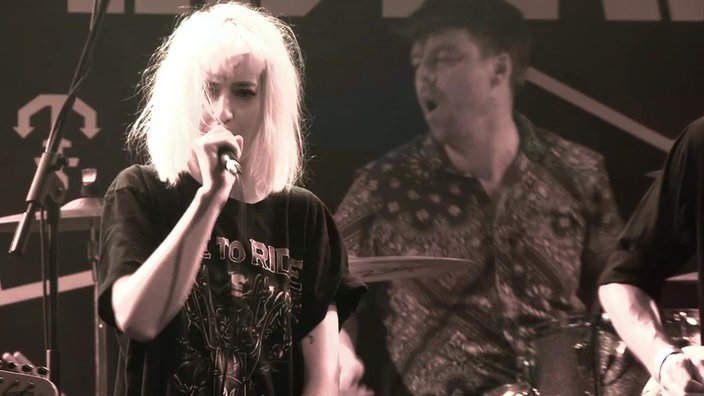 Live: Du Blonde