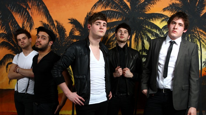 Kids In Glass Houses