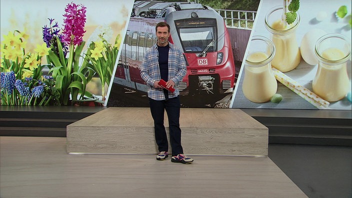 Daniel Aßmann im Studio.