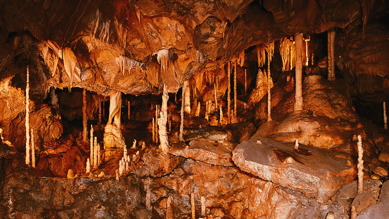 Eine Aufnahme der Alhambragrotte in der Atta-Höhle bei Attendorn im Sauerland.