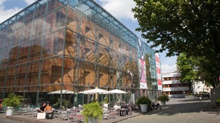 Fassade des LVR-Landesmuseums Bonn 
