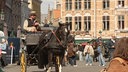 Pferdekutsche in städtischer Umgebung
