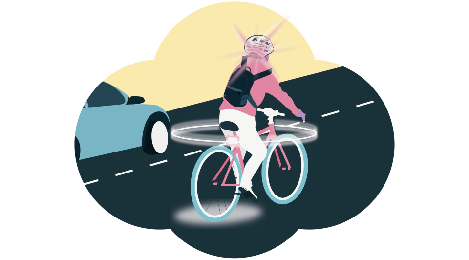 Ein Fahrradfahrer fährt auf der Straße. Das Fahrrad ist mit allen möglichen Gadgets ausgestattet.