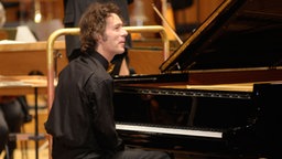 Ein Tag im Funkhaus I - Pianist Bernd Glemser bei WDR 3 lädt ein