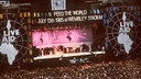 Bühne und Publikum des Live-Aid-Konzerts 1985 in London