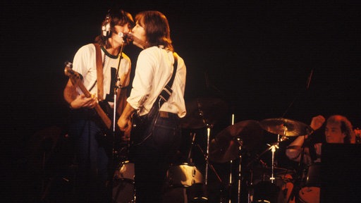Pink Floyd-Musiker Roger Waters (l.), David Gilmour (Mitte) und John Wilson (r.)