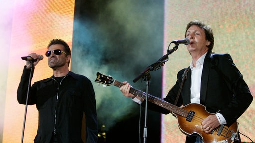 Paul McCartney und George Michael 2005 beim Live 8 Konzert