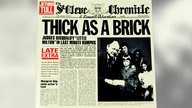 Cover des Albums "Thick as a Brick": Zeitung mit gleichem Titel