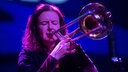 WDR Jazzpreisträgerin 2020, die Posaunistin Shannon Barnett, kam mit ihrem Trio Who Manatee nach Gütersloh.