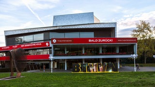 Außenansicht der Bonner Oper.