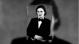 Vítězslava Kaprálová, Komponistin, Dirigentin