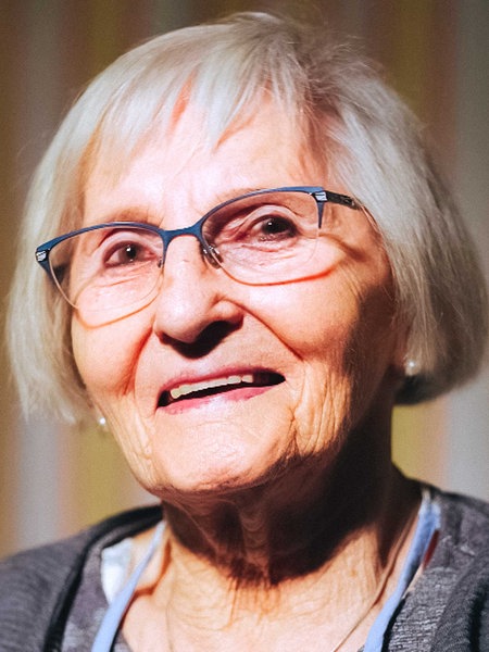Die 94-jährige Magdalene Engel im Portrait