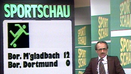 Im Studio der Sportschau wird im Jahr 1978 das 12:0 von Borussia Mönchengladbach gegen Borussia Dortmund angezeigt.