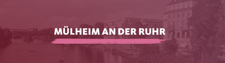 Blick von der Schlossbrücke auf das Stadtentwicklungsprojekt Ruhrbania in Mülheim an der Ruhr. Darauf der Schriftzug "Mülheim an der Ruhr".