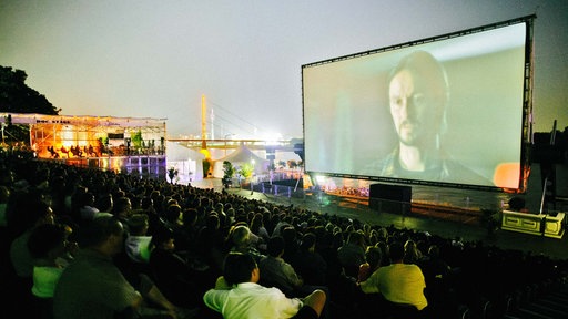 Das Alltours Open-Air-Kino in Düsseldorf