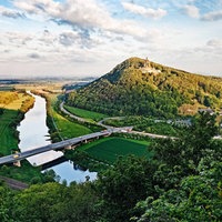 Ausblick von der Porta-Kanzel aus. Man sieht das Wersertal und das Kaiser-Wilhelm-Denkmal.