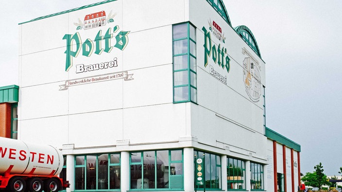 Außenansicht der Pott's Brauerei in Oelde.
