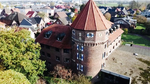 Luftaufnahme von dem Burgturm des Burghotels Pass.