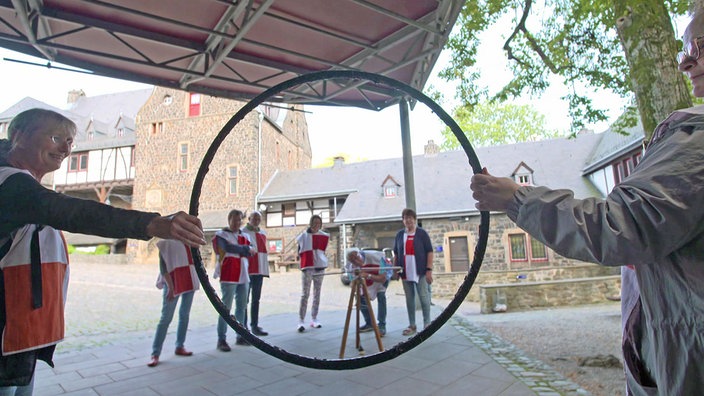 Armbrustschießen in der Burg Altena