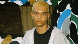  Domayng aus Köln ist DJ und Producer für afro-elektronische und UK-inspirierte Clubmusik. 