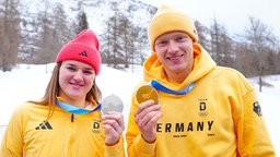 Olympische Spiele 2026 Mailand Cortina: Medaillengewinner Emma Aicher und Max Langenhan 