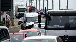 Sperrung der Bonner Nordbrücke: Stau auf der innerstädtischen Kennedybrücke