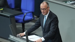 Generaldebatte des Bundestages: Bundeskanzler Friedrich Merz am Rednerpult
