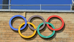 Olympische Ringe am Deutschen Sport- und Olympiamuseum in Köln