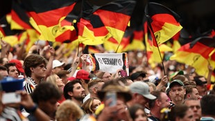 Deutsche Fans im Stadion von Houston beim WM-Spiel Deutschland - Curaçao 