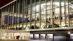 Die Fassade des Musiktheater im Revier in Gelsenkirchen.