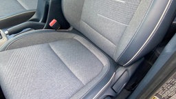 Blick auf ein Autositz-Polster