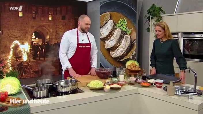 Rheinischer Sauerbraten mit Kartoffelknödeln und Rahmwirsing