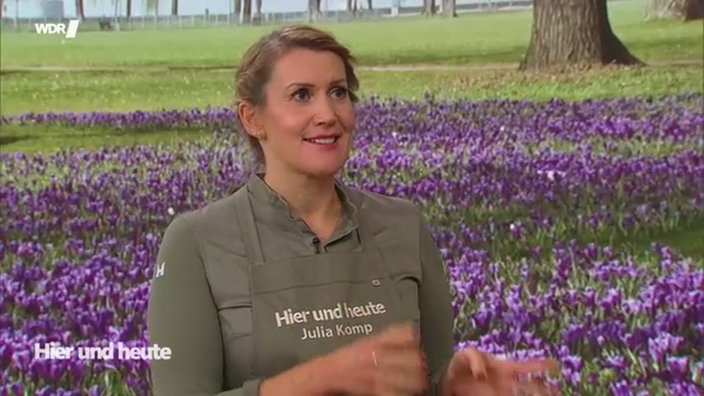 Julia Komp im Hier und heute Studio