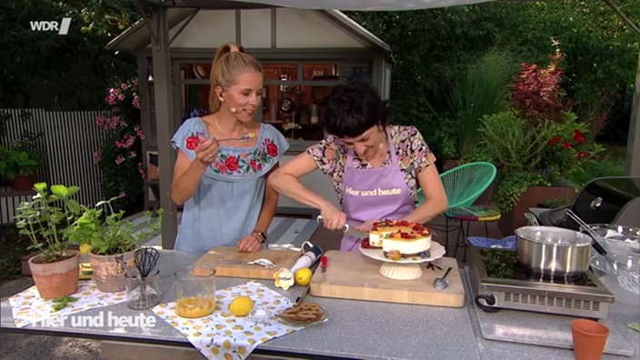 Aufnahme vonTheresa Knipschild beim Backen.
