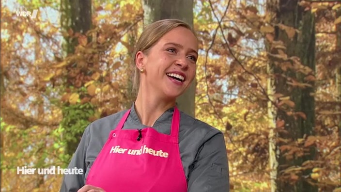 Aufnahme von Konditormeisterin Emily Gorden beim Backen.